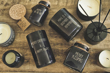 Afbeelding in Gallery-weergave laden, Soja kaars - Make it a december to remember - Lounge&Lifestyle