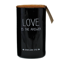 Afbeelding in Gallery-weergave laden, Soja kaars - Love is the answer - Lounge&Lifestyle