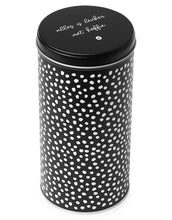 Afbeelding in Gallery-weergave laden, Koffieblik zwart wit met tekst 'Alles is leuker met koffie'