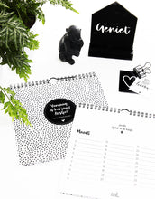 Afbeelding in Gallery-weergave laden, Verjaardagskalender zwart/wit met teksten - Lounge&Lifestyle