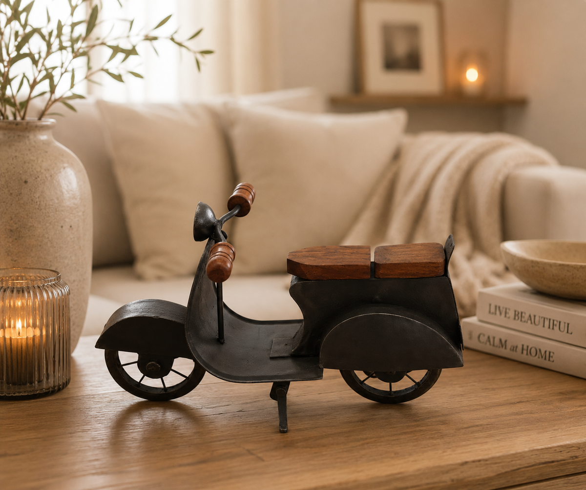 Decoratieve Scooter | Metalen Scooter Met Houten Details