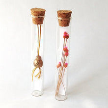 Afbeelding in Gallery-weergave laden, Wens in glas - Bloem: geloof, hoop en heel veel liefde - Lounge&amp;Lifestyle
