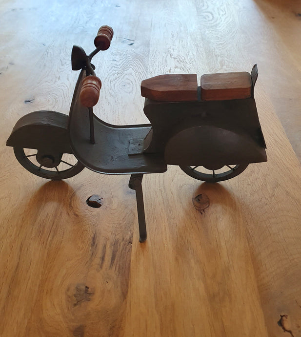 Decoratieve scooter - Lounge&Lifestyle