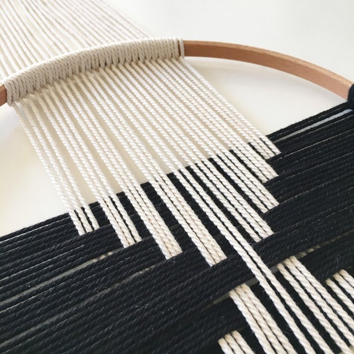 Geometrische wandhanger - Gebroken wit/ zwart 2 - Lounge&Lifestyle