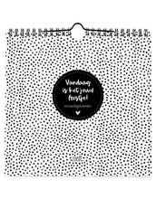 Afbeelding in Gallery-weergave laden, Verjaardagskalender zwart/wit met teksten - Lounge&amp;Lifestyle
